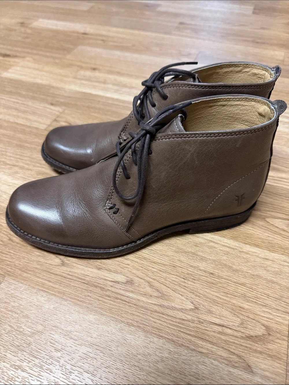 Frye phillip leather